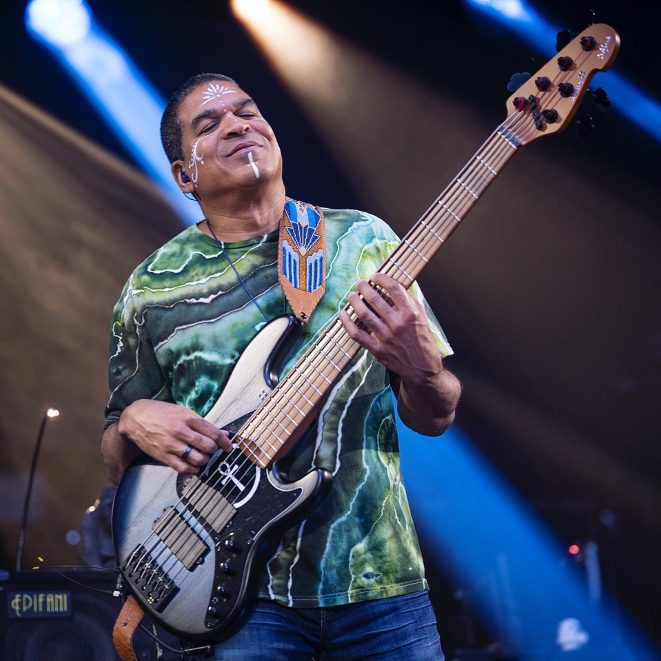 Oteil playing the bass during an epic 2 nights at citifield in new york city.